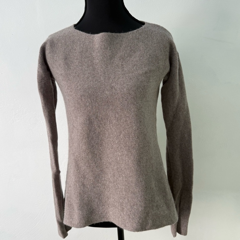Garnet Hill 100% Cashmere Women's Taupe Crew Neck Sweater FLAW